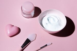 Почему популярна белорусская косметика для глаз?