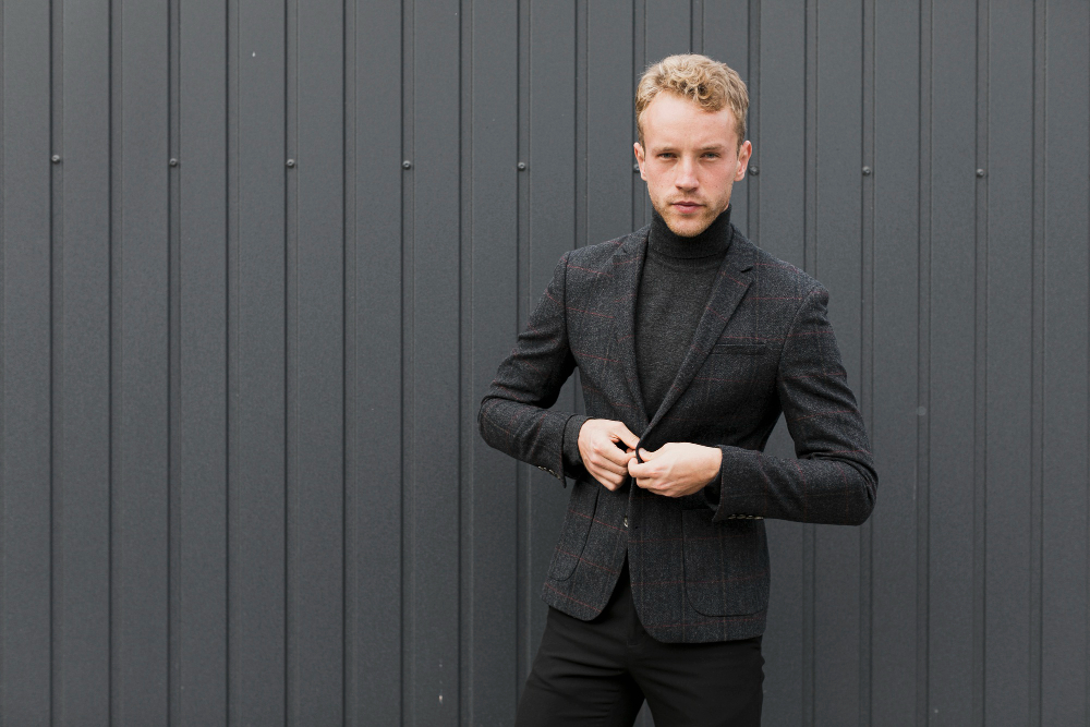 Как выбрать мужской костюм: советы для стильного и уверенного образа