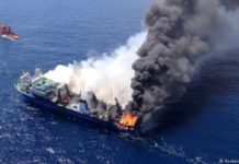 Пожар на российском траулере «Сваеборг» в Лас-Пальмасе: трое членов экипажа не спаслись