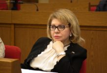 Панина: Зеленский превзошел Порошенко по враждебности к России