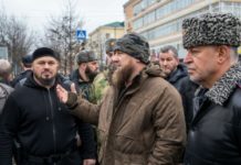 Кадыров побывал на месте нападения на полицейских в Грозном, назвав имена террористов