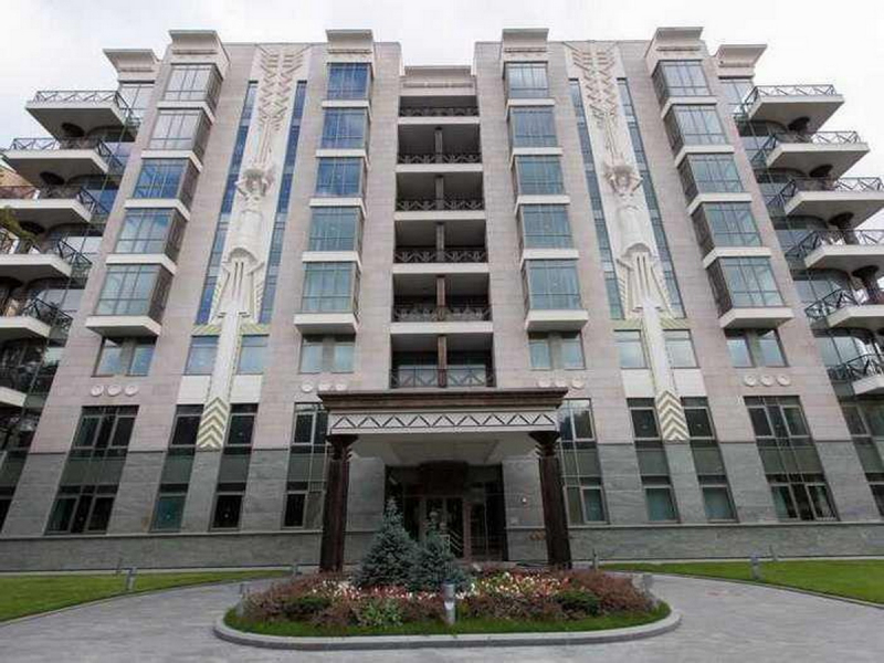 Названа цена самой дорогой квартиры в Москве