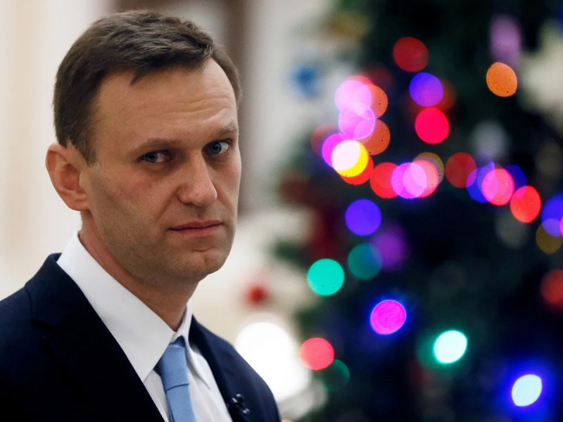 “Не бьется в истерике”: Песков рассказал про реакцию Путина к ситуации с Навальным