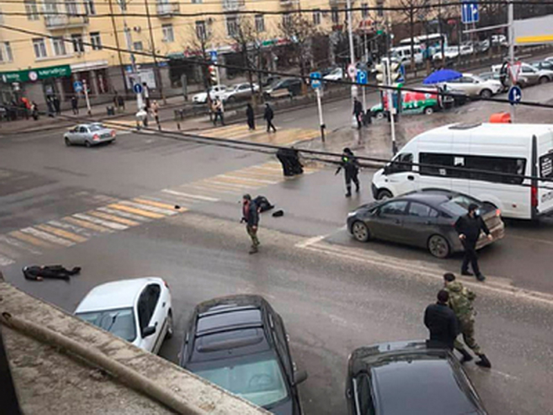 В Грозном боевики напали на полицейских: двое погибших