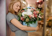 Чем удобна современная международная доставка цветов?