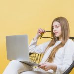 Мир онлайн-кинотеатров: преимущества и как правильно выбрать?