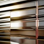 Как монтировать металлочерепицу?