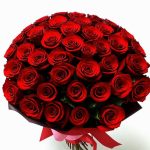 Как собрать букет из 101 розы?