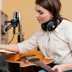 Уроки вокала для подростков: путь к красивому голосу и уверенности в себе