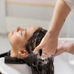 Почему нужно выбирать продукты для ухода за волосами на сайте Sacoacademy.shop