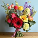 Как не повредить букет цветов при доставке