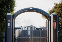 Преимущества автоматических ворот и рольставней