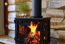 Преимущества печей для бани на дровах