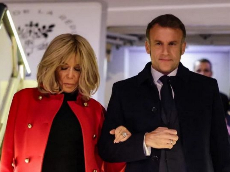 «Это не дождь»: Макрон снова опозорился, раскрыв мерзкое увлечение супруги