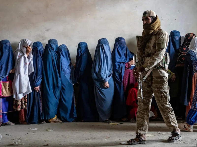 Талибы* узаконили домашнее насилие, признав право мужей бить жен