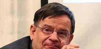 В Латвии во время чтения лекции задержан российский кореевед Андрей Ланьков