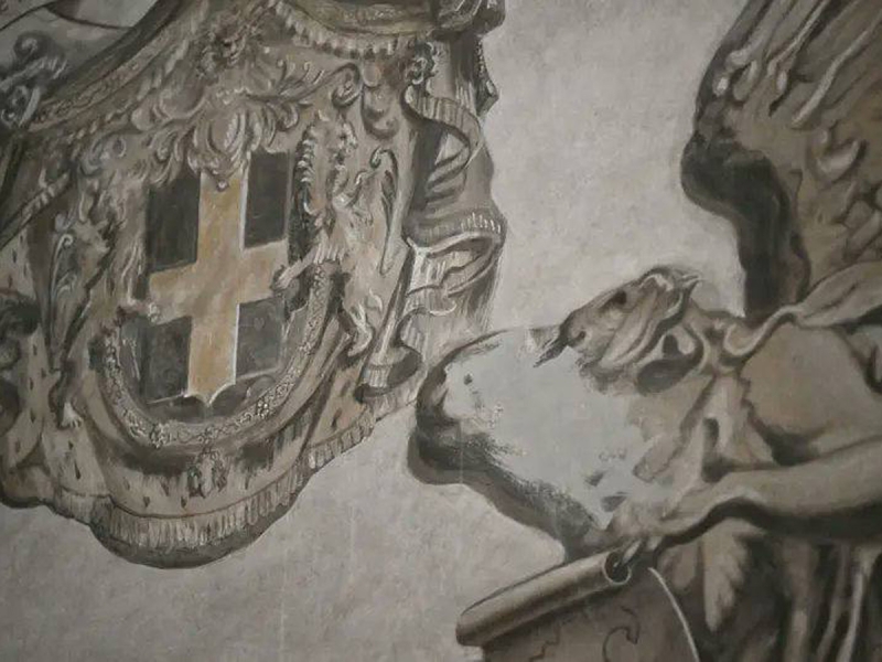 «Велел Ватикан»: в Италии стерли «лицо Мелони» с фрески в римской церкви