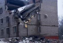 Здание военной полиции обрушилось в Ленобласти: есть жертвы