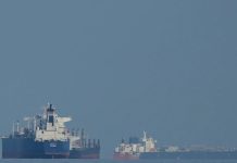 Иран получил последнее предупреждение: 22 страны готовы взять под охрану Ормузский пролив