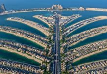 «Полетели в Дубай?»: сеть «Перекресток» насмешила россиян розыгрышем с туром