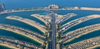 «Полетели в Дубай?»: сеть «Перекресток» насмешила россиян розыгрышем с туром