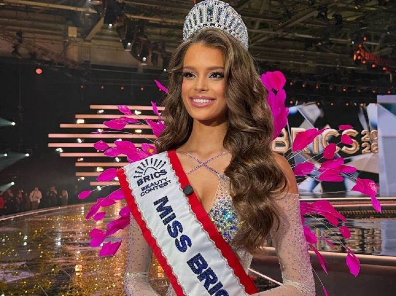 Россиянка Валентина Алексеева стала «Мисс БРИКС», победив в международном конкурсе красоты