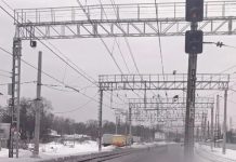 В Москве поезд насмерть сбил четырех человек