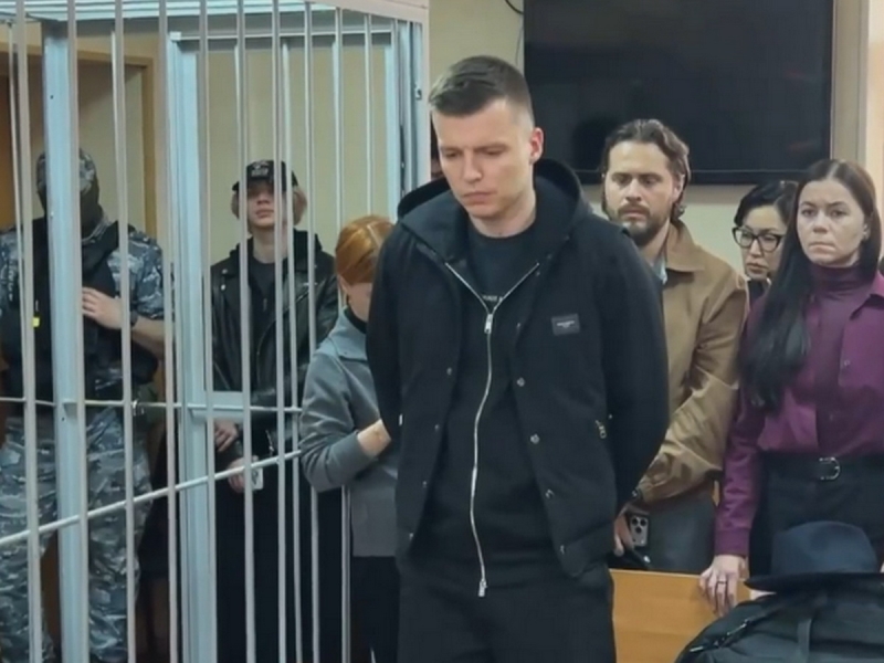 «Дети просто с ума сойдут»: Артему Чекалину суд дал 7 лет, несмотря на просьбу Лерчек о снисхождении