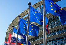 ЕС принял 20-й пакет санкций против России и утвердил кредит Украине на €90 млрд