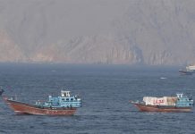 Китай направил в Оманский залив три корабля: Си Цзиньпин требует прорвать блокаду Ирана