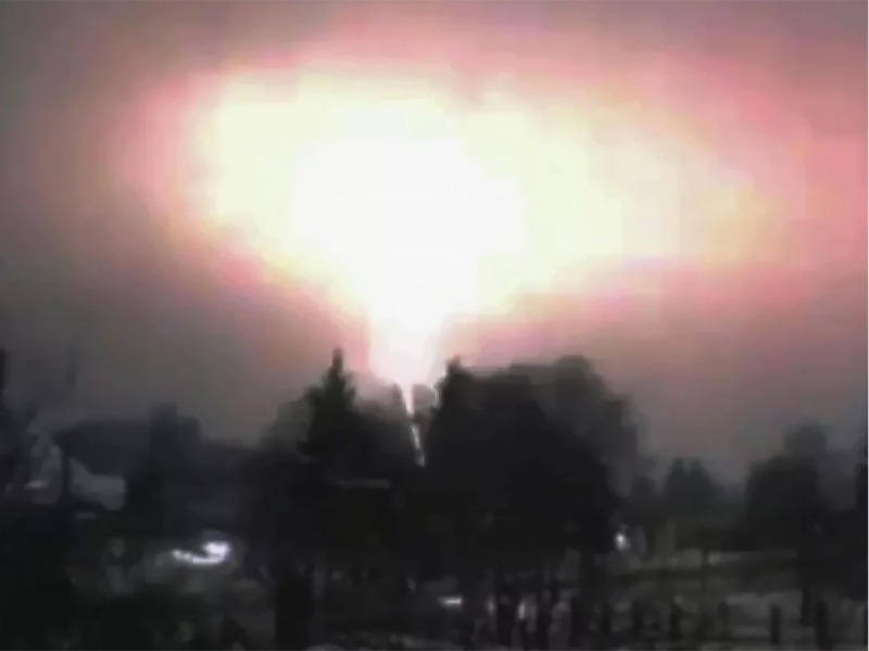 «Орешник» может ударить по Прибалтике: раскрыта схема атак дронов на Ленобласть