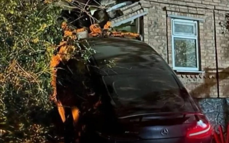 «Папа грабил, убивал, а дочь жирует»: СМИ раскрыли активы семьи Цапков