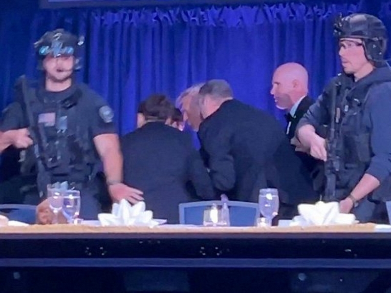 Посол Украины в США опубликовала фото под столом во время покушения на Трампа