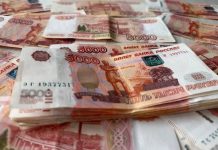 В SuperJob раскрыли, кому в Москве платят больше 1 млн рублей