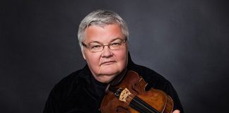 Всемирно известный скрипач Сергей Стадлер умер на борту самолета