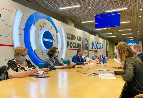 Более 300 обращений москвичей приняли в Штабе общественной поддержки «Единой России» за неделю 
