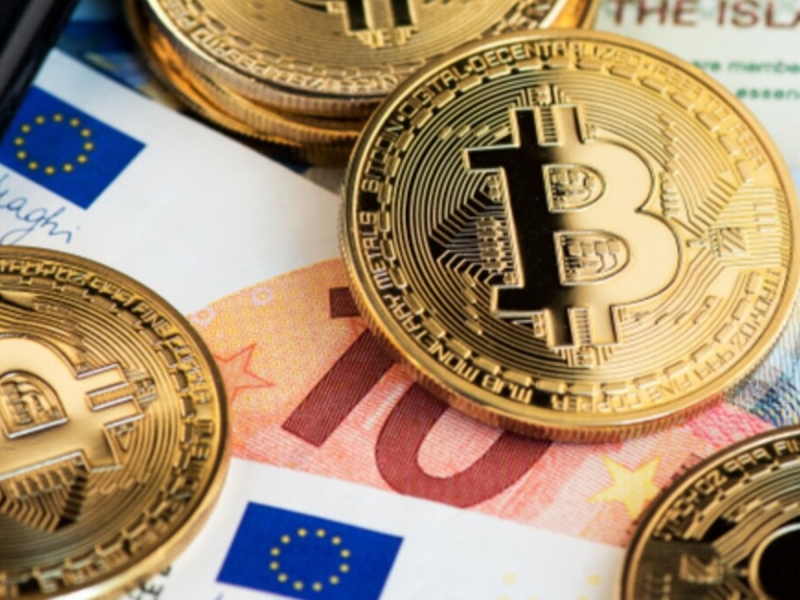 Bloomberg: 17 млн россиян владеют криптовалютой на сумму более ₽16,5 трлн