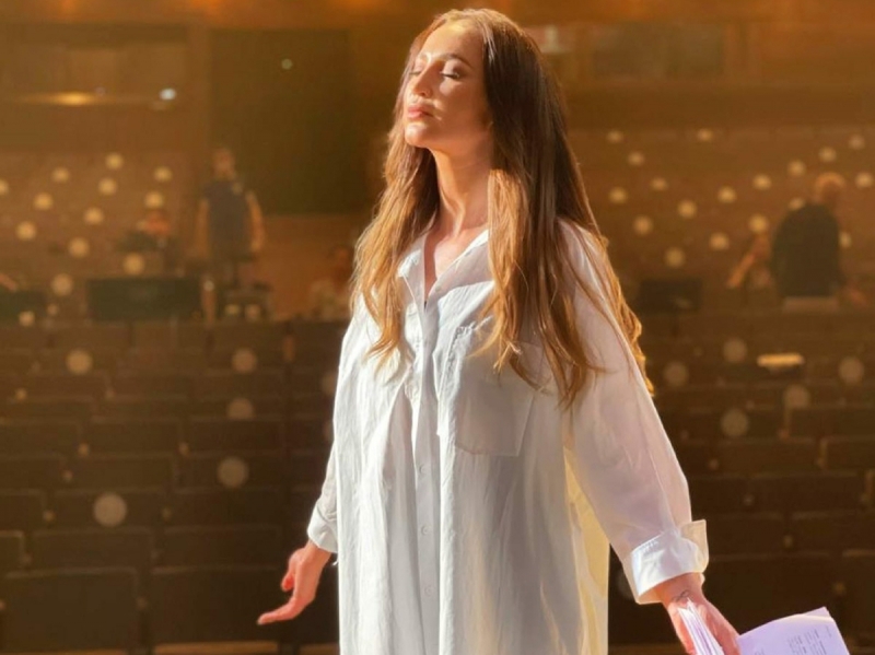 Бузова сыграет в МХАТ им. Горького в спектакле о молодом Сталине