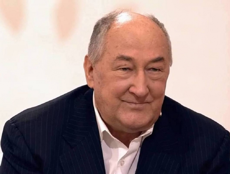 Екатерина Волкова показала могилу Бориса Клюева в день его рождения