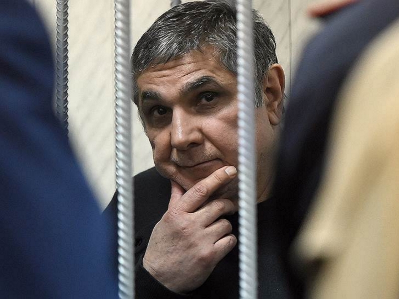 Эксперты назвали “подставой” обращение Шакро Молодого к криминальным авторитетам