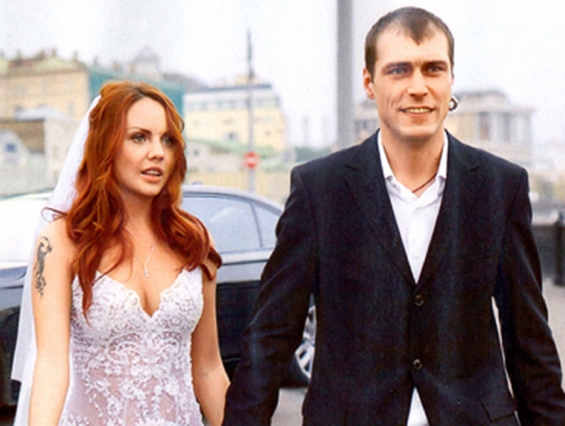 Певица МакSим отсудила у своего экс-супруга права на дочь