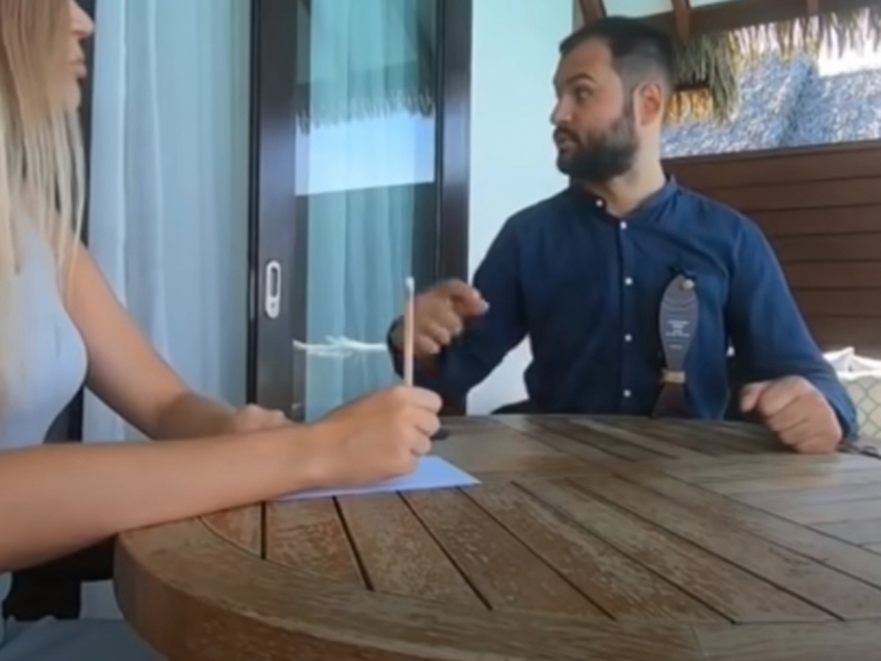 “Сильнее кивайте”: пародия резидента Comedy Club Скорохода на Лукашенко появилась в Сети