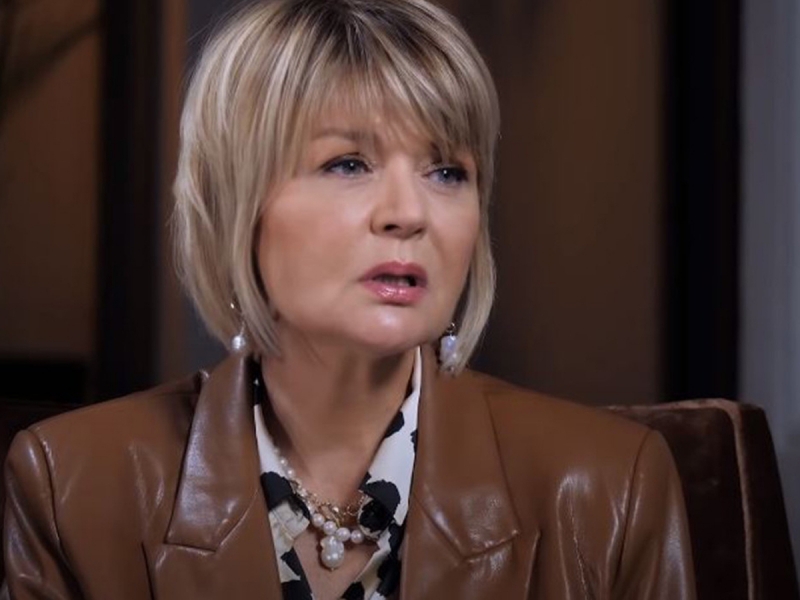 Убитая горем Юлия Меньшова обратилась к поклонникам после смерти отца