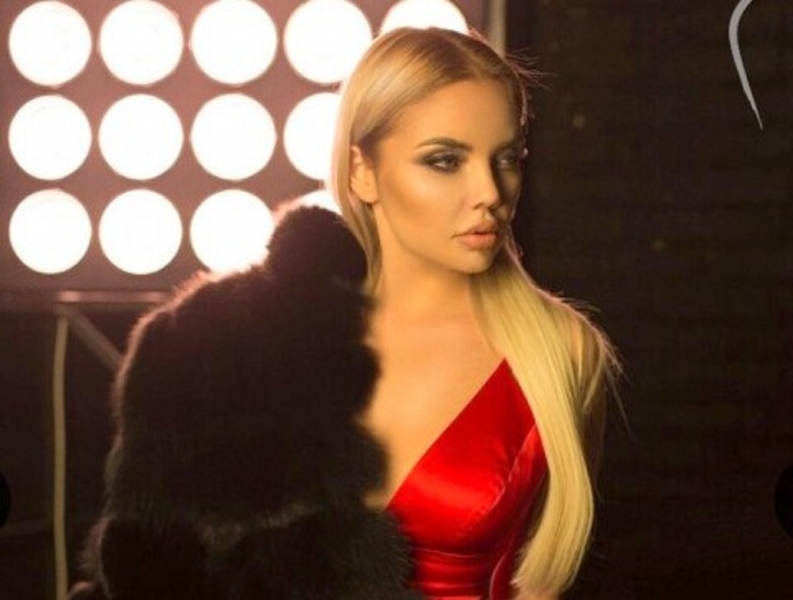 Украинская модель Анжелика Срабьянц загадочно погибла в Турции, выпав с балкона