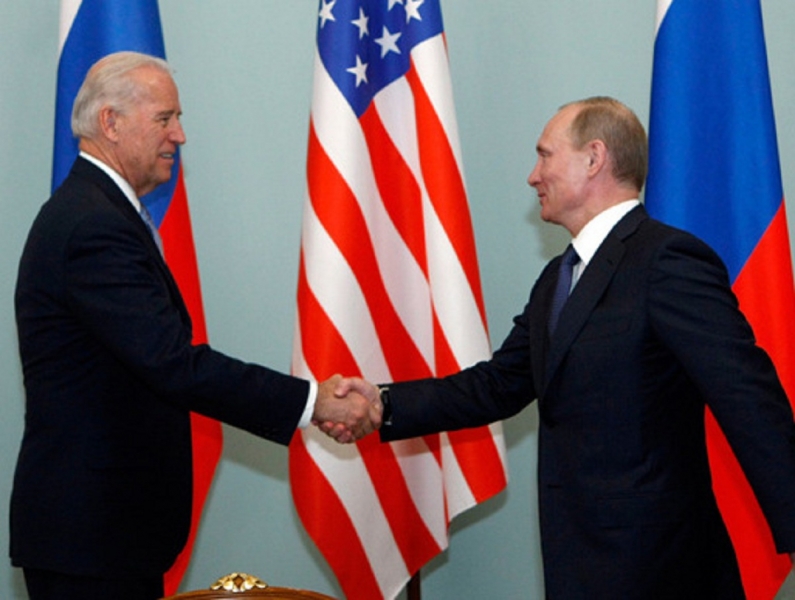 В Кремле раскрыли, обсуждали ли Путин с Байденом слова об «убийце»