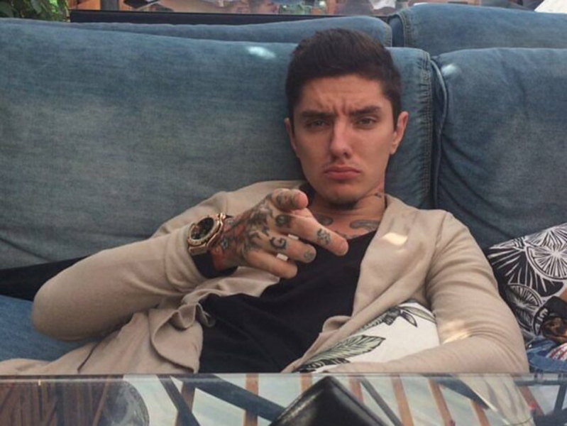 В Москве погиб бывший участник “Дома-2” Филипп Чубуков, выпав из окна